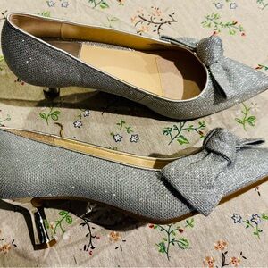 NWT Alex Marie Glittering Silver Heels Size 9.5